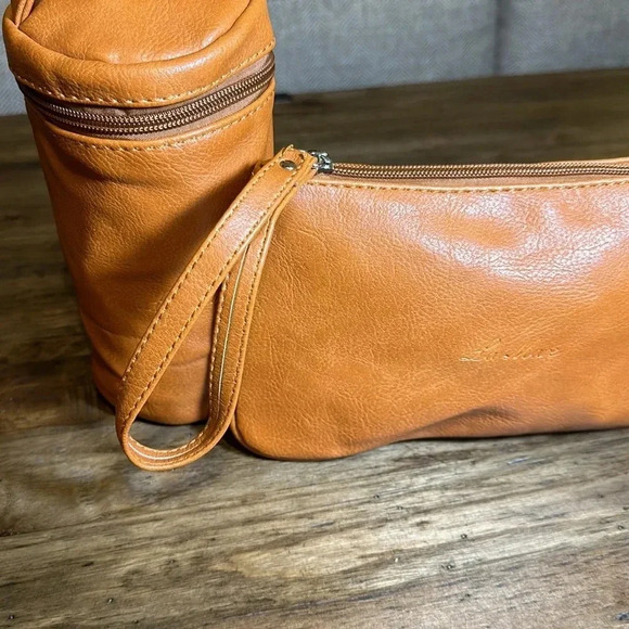 La Mare Collection Accessories 2 Pc Bundle Baby Bottle Holder/Zipper Bag - Picture 4 of 12